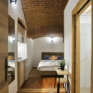 https://podroom-apartments.hotels-in-ljubljana.com